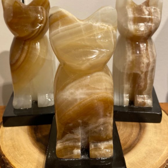 Amber Onyx Cat Lamp with Bulb and Cord, Boho Decor, Bedroom Decor, Fun Lights - Picture 4 of 8